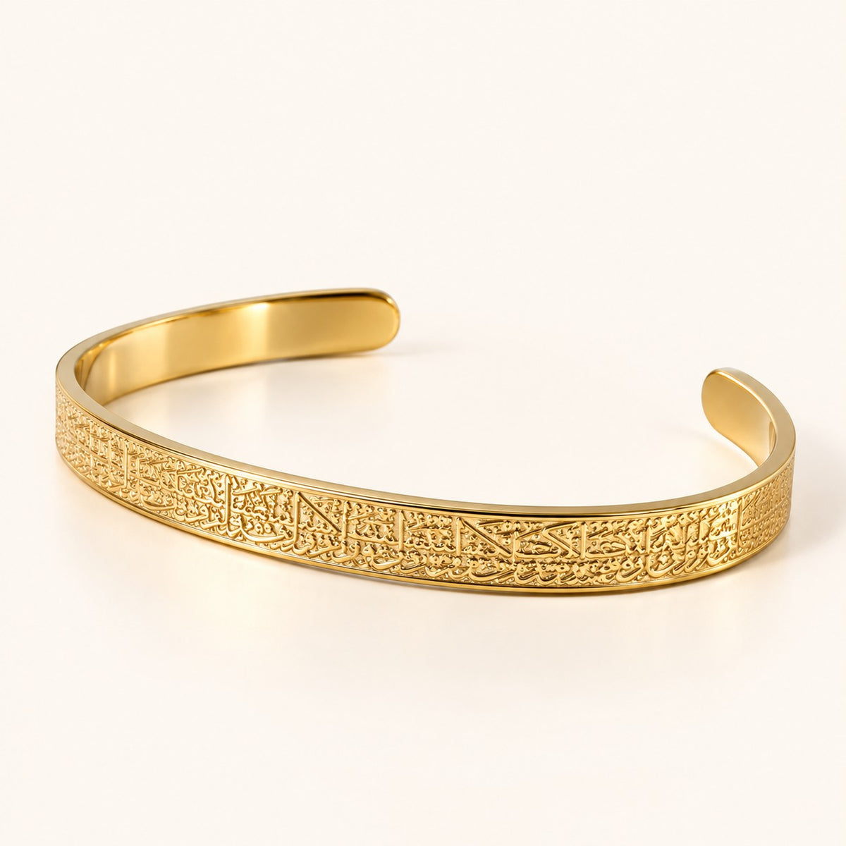 Side profile of the Ayatul Kursi Cuff | Women