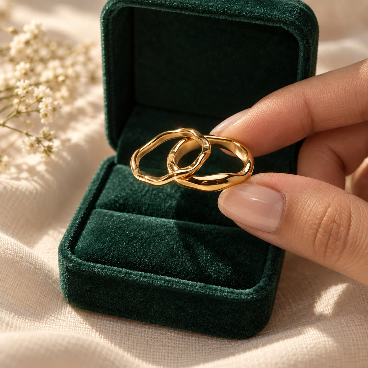 Unity Ring presented in an emerald velvet gift box