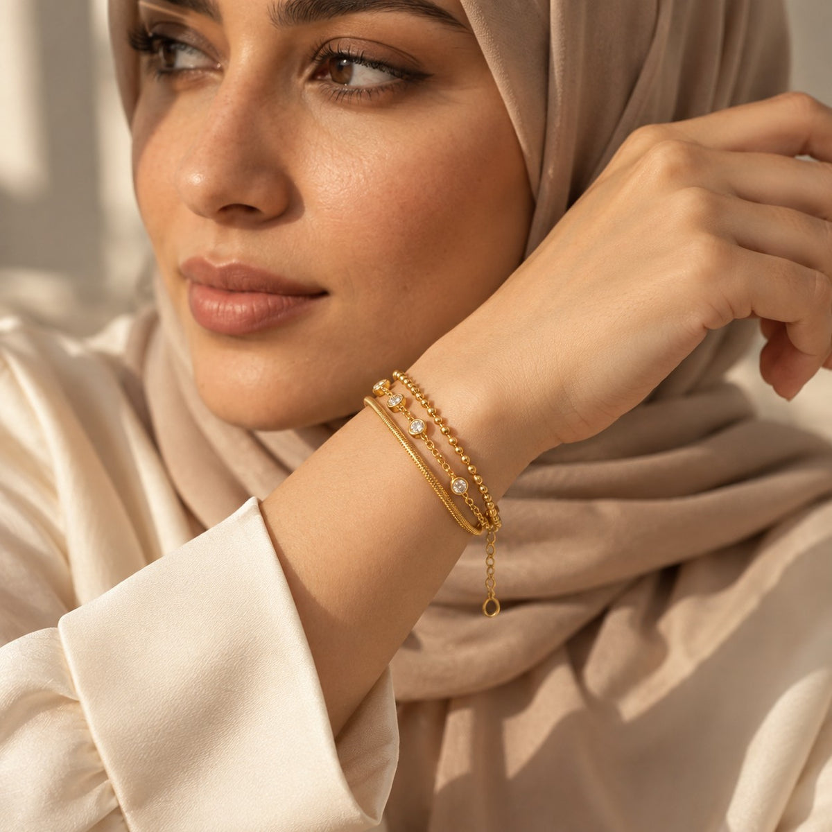 Woman wearing the Laythah Bracelet