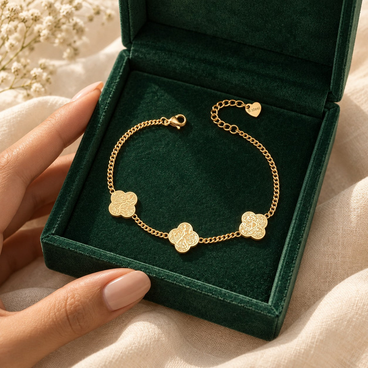 Rawdat Al Fuad Bracelet presented in an emerald velvet gift box
