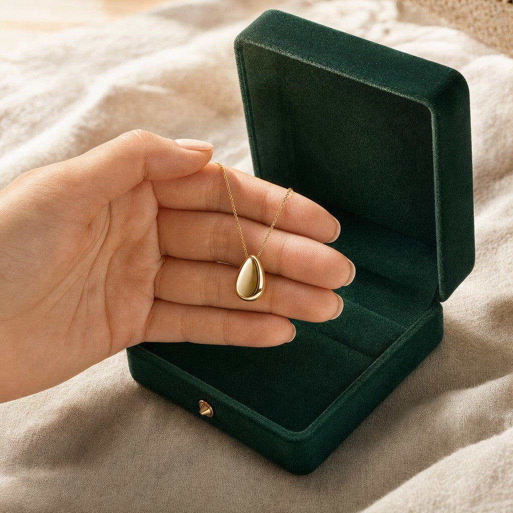 Layla Necklace presented in an emerald velvet gift box