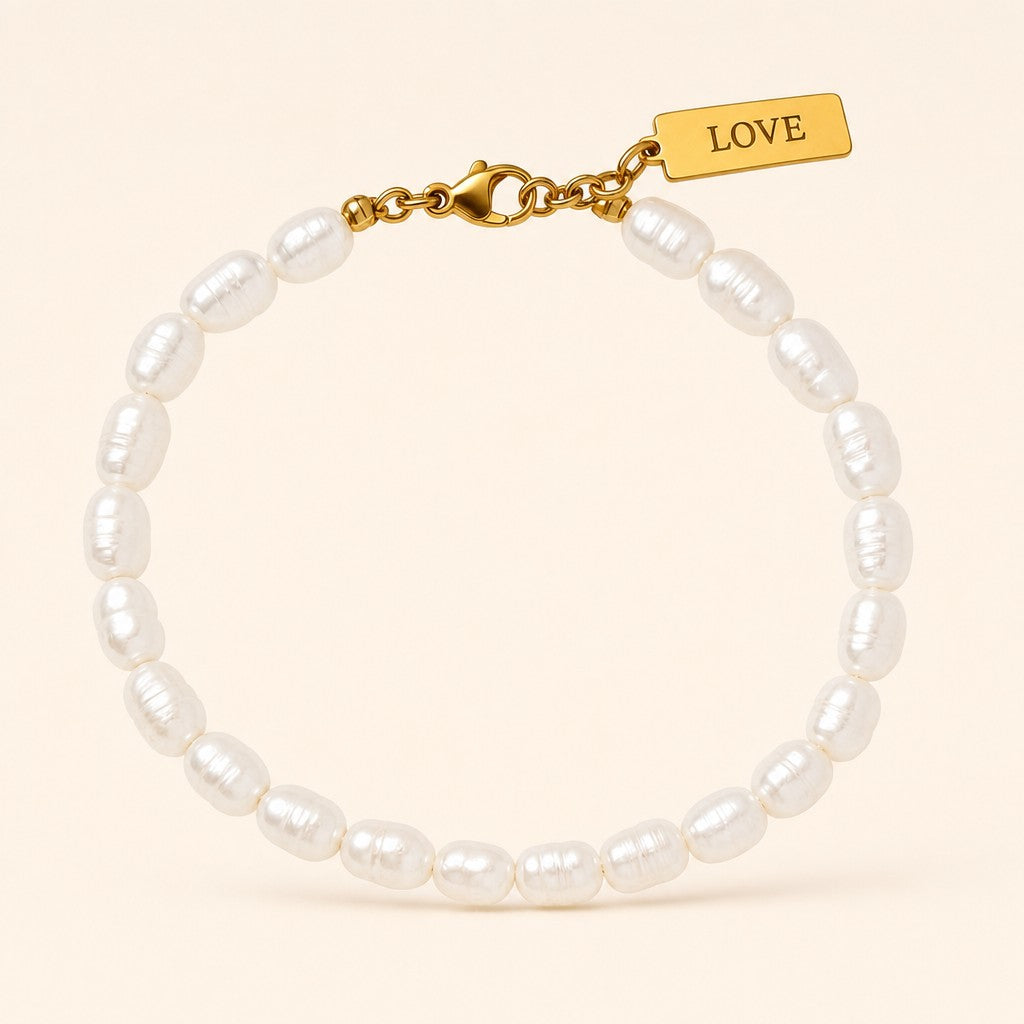 Love Pearl Bracelet, gold finish