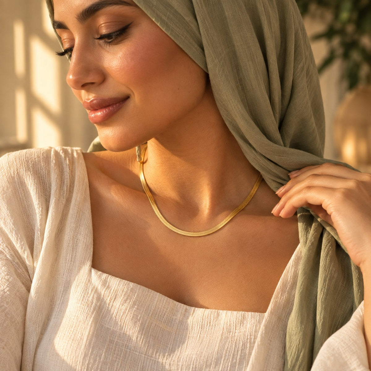 Editorial photo of the Aura Herringbone being worn