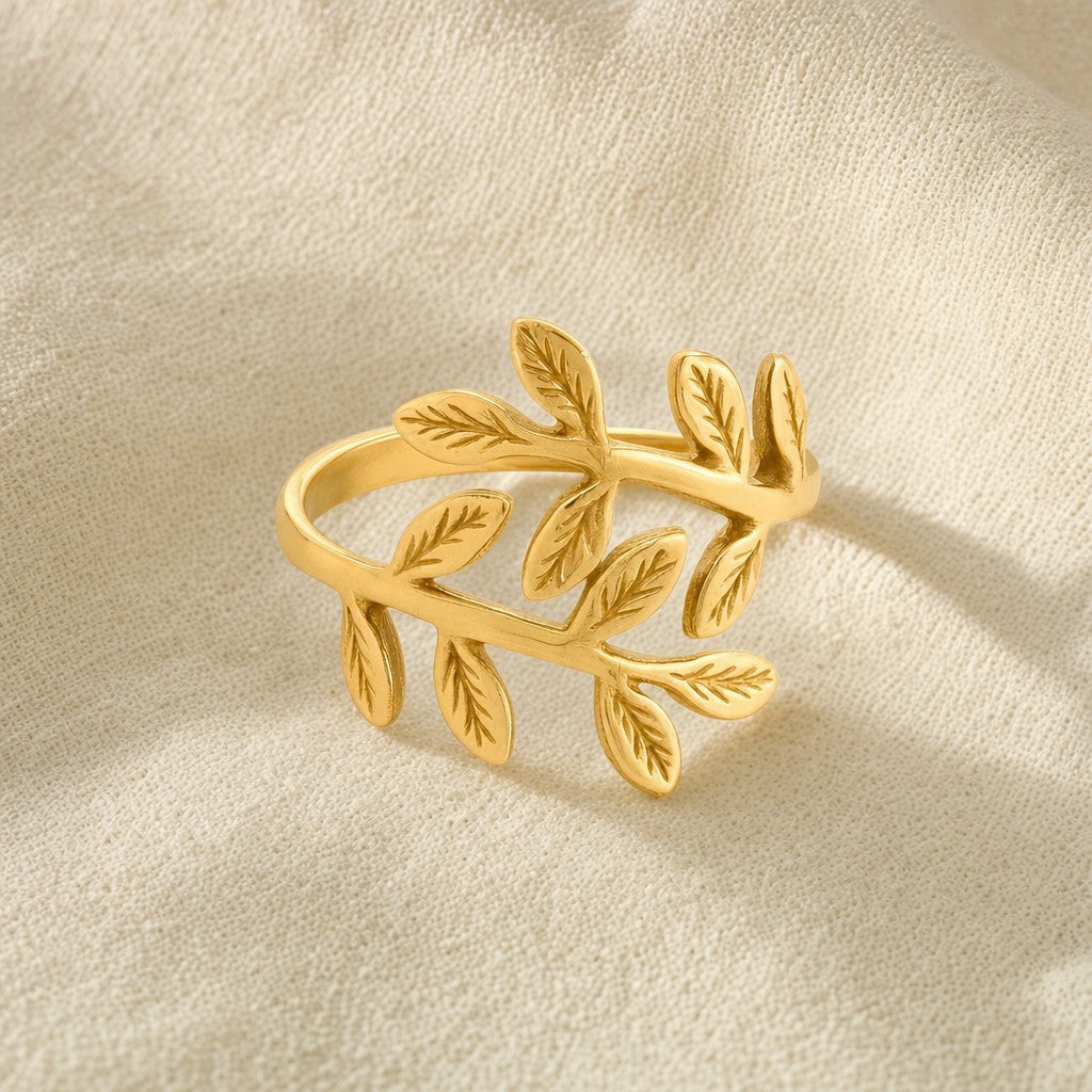 Palestine Olive Leaf Ring on cream linen