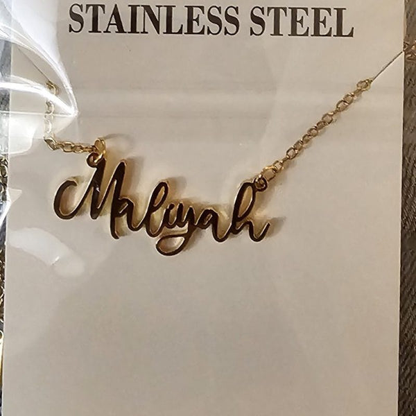 Customer photo of English Custom Name Necklace